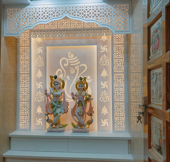 Corian Mandir XM-16